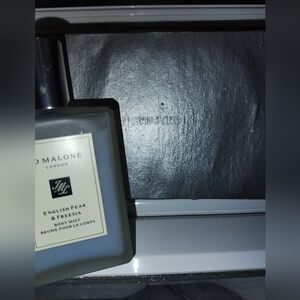 Joe Malone London English Pear and Freesia Body Mist